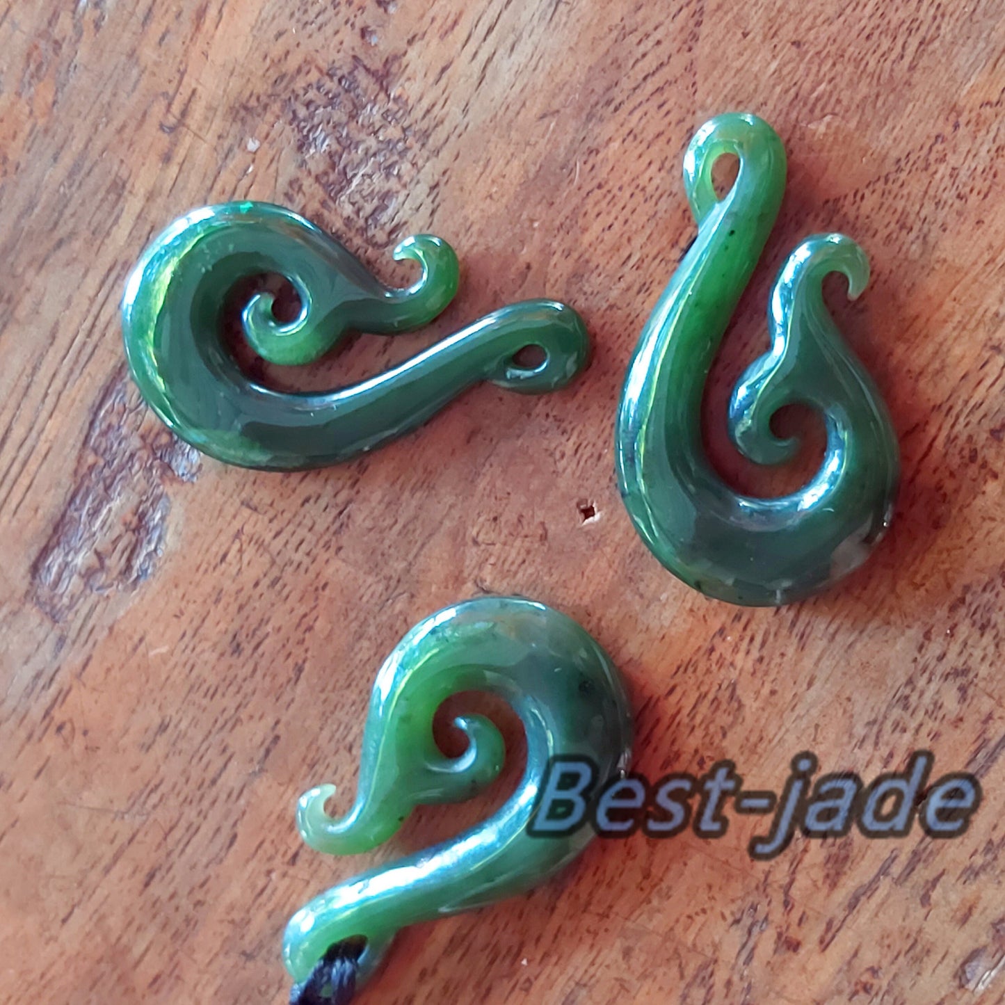 Genuine Green nephrite Hook Pendant NEW ZEALAND jade Maori Style NZ Nephrite Greenstone Pounamu Bc Canadian jasper Aquaman Necklace