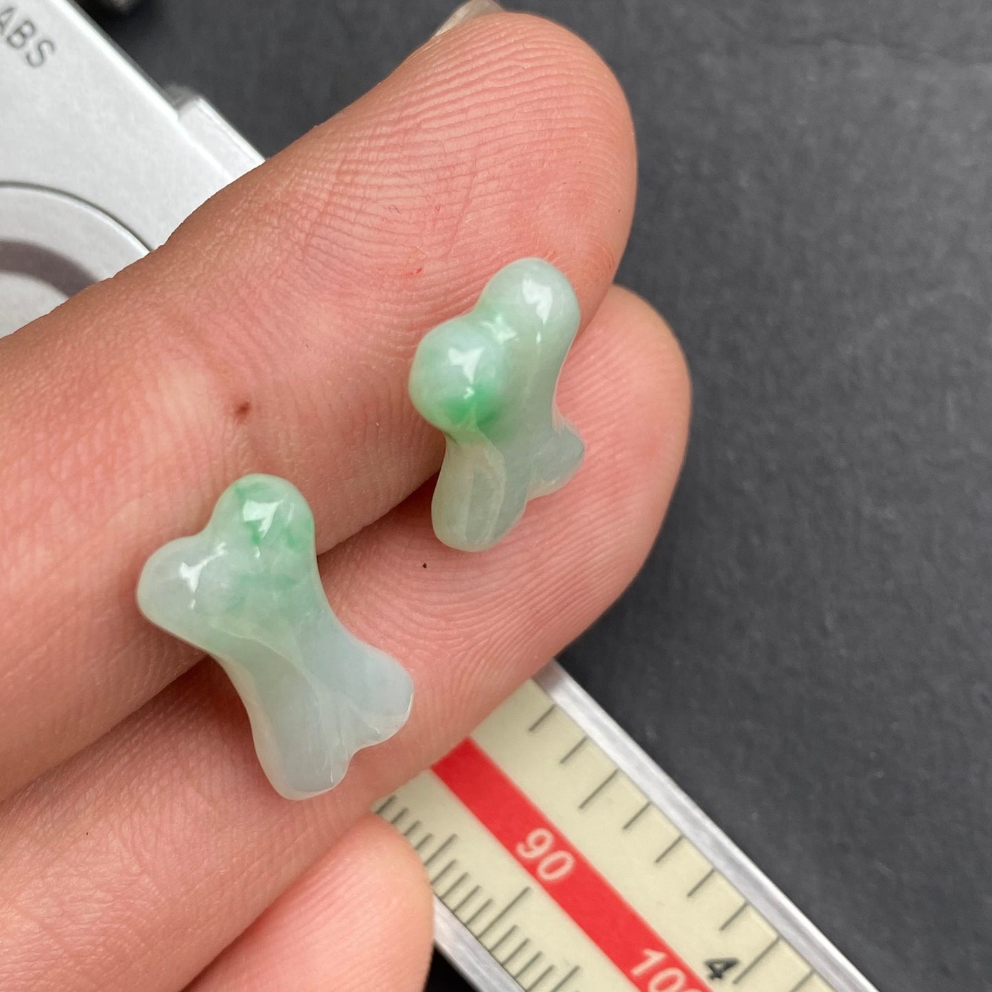 1pair small bone shape Grade A Jade  Natural green Jade no hole beaded Burma Jadeite Beads earrings drop jewelry gift