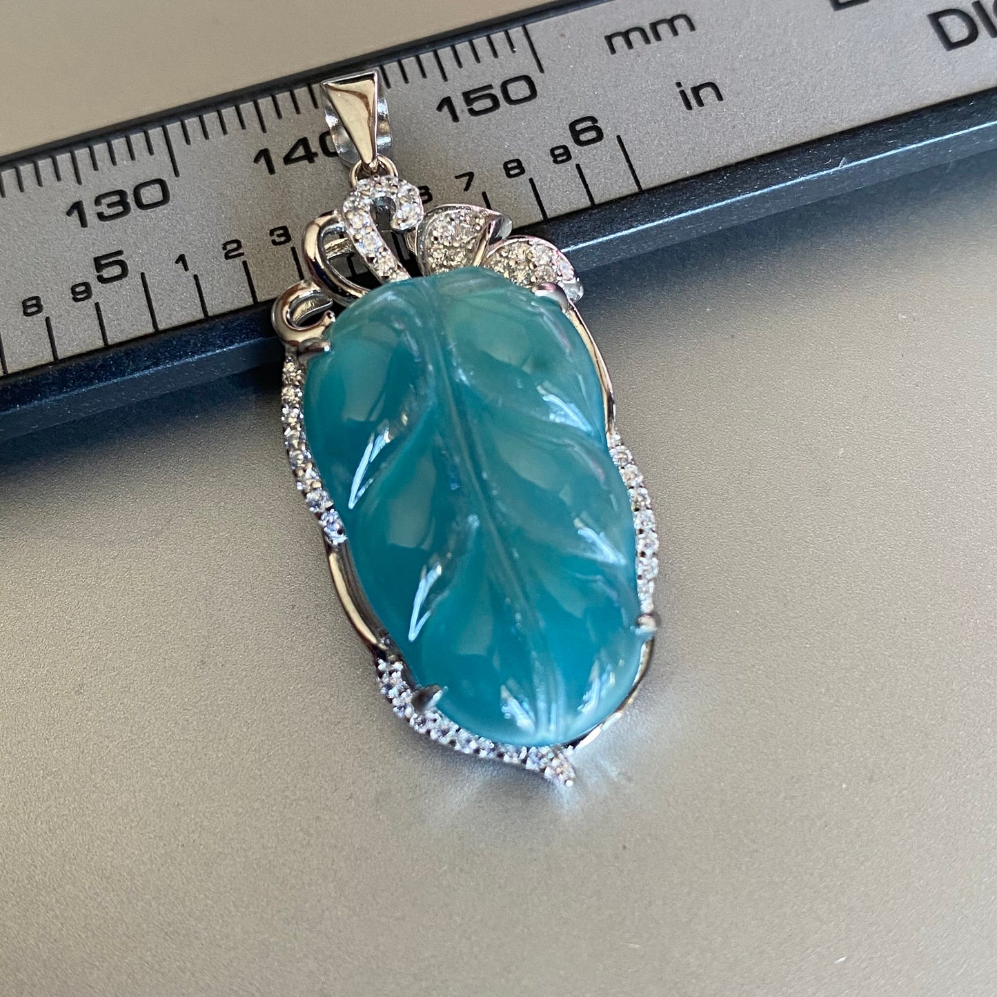 Beautiful Guatemalan jadeite Translucent Green Blue Grade A jade Leaf pendant 925 Sterling Silver button bail necklace Jewelry jade gift