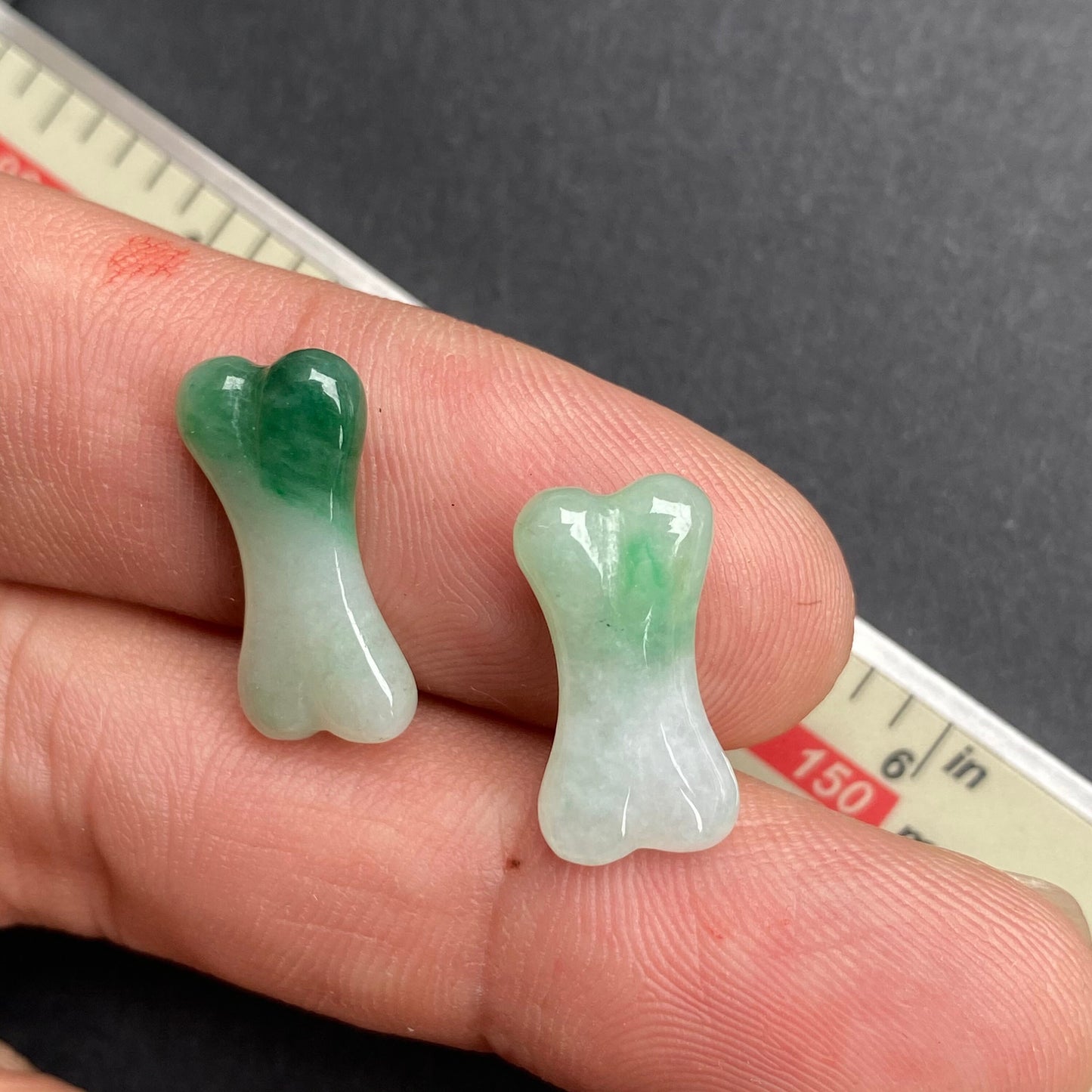 1pair small bone shape Grade A Jade  Natural green Jade no hole beaded Burma Jadeite Beads earrings drop jewelry gift