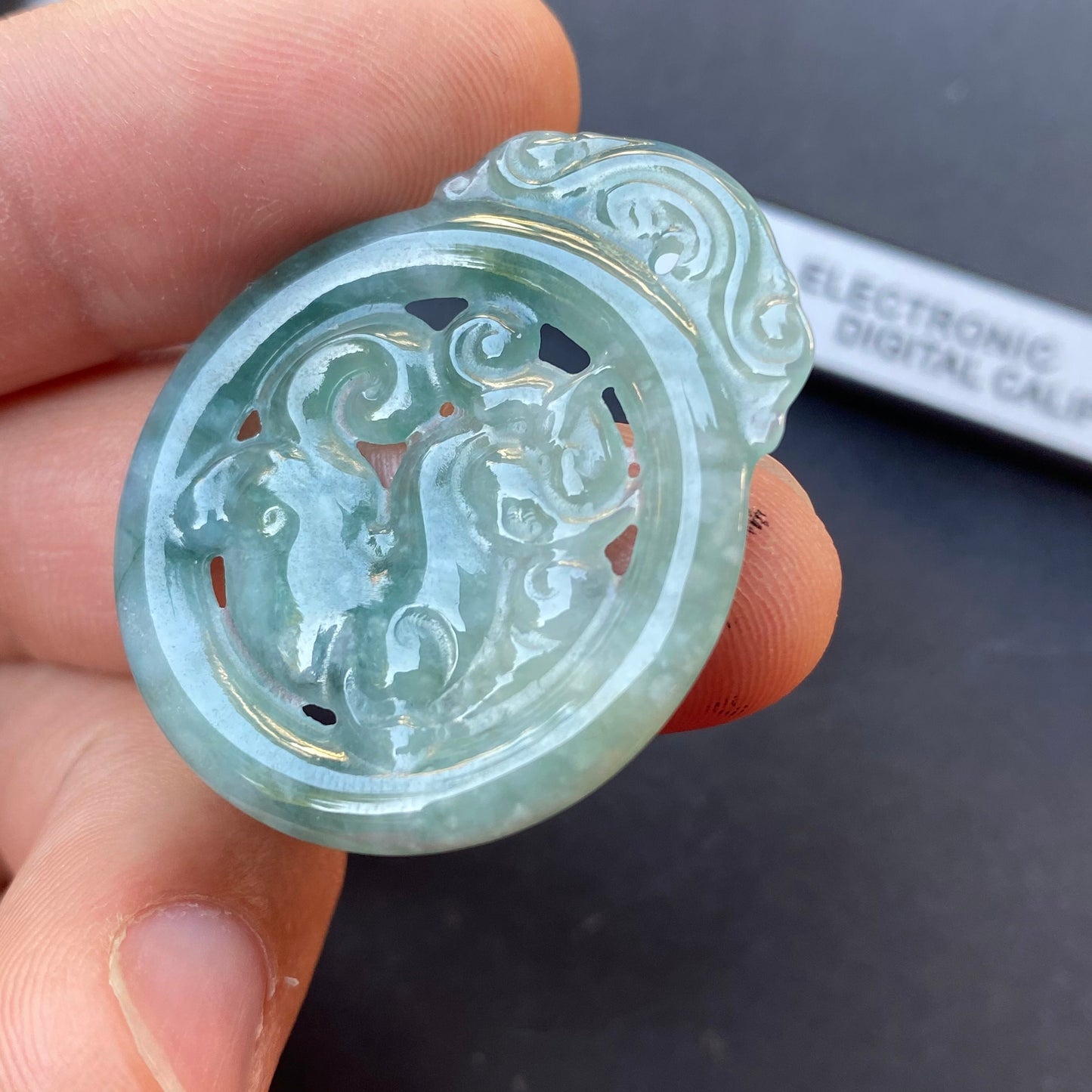 Vintage Dragon Natural transparent Guatemala Jadeite pendant Grade A Jade Blue gemstone men dragon Guatemalan jadeite pendant