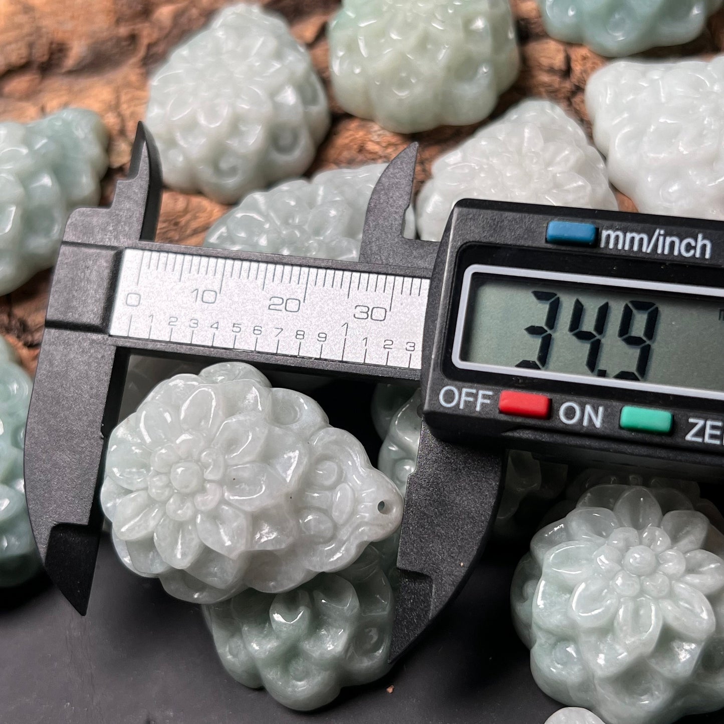 Wholesale Grade A Jade Green jadeite Beads Flower pendant Type A jade Ice Myanmar Jadeite DIY necklace earrings gift