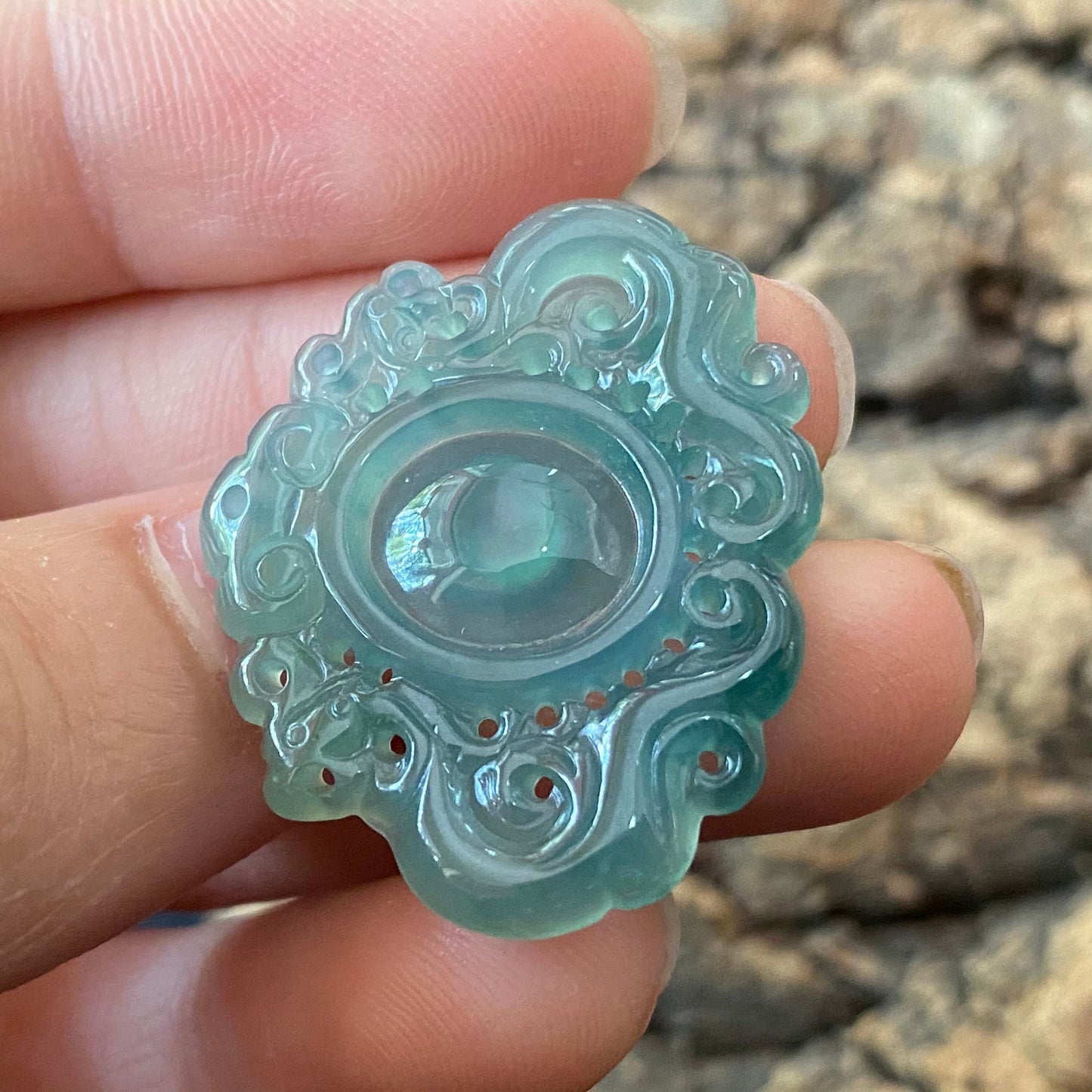 Vintage Dragon style Natural transparent Guatemala Jadeite pendant Grade A Jade Blue gemstone men dragon Guatemalan jadeite pendant