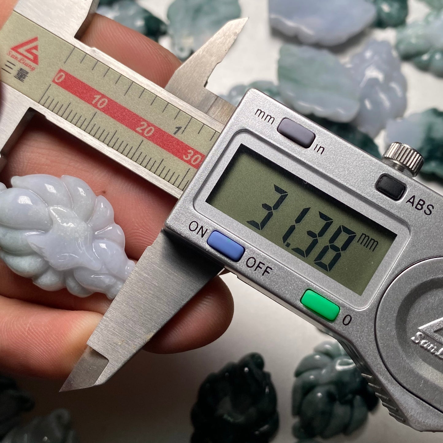 Nine-tailed fox Pendant Grade A jade Green Jade ICE Burma Jadeite Lucky cartoon beads Lady baby child necklace gift