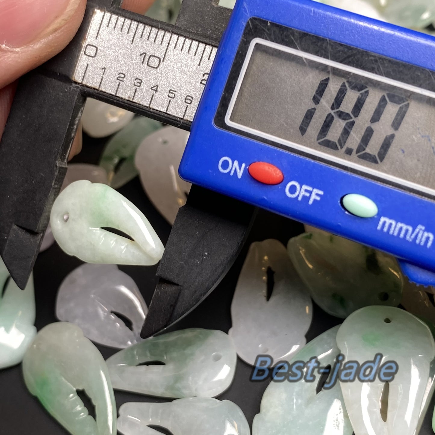 Crab claw Bead Grade A Jade Natural green Jade Loose bead Burma Jadeite Beads DIY earrings drop jewelry gift Baby pendants christmascactus