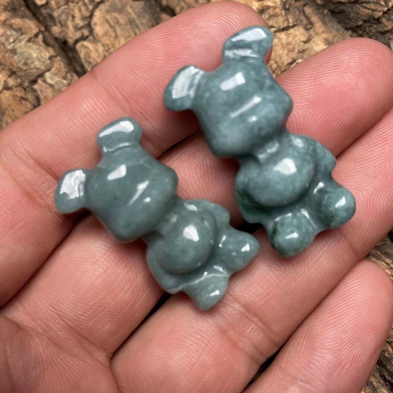 Bär Anhänger Natur Grün Grade A Jade Burma Jadeit 3D Cartoon Ohrringe 14k vergoldet Bügel schwarze Jade Geburtstag Jade Geschenk