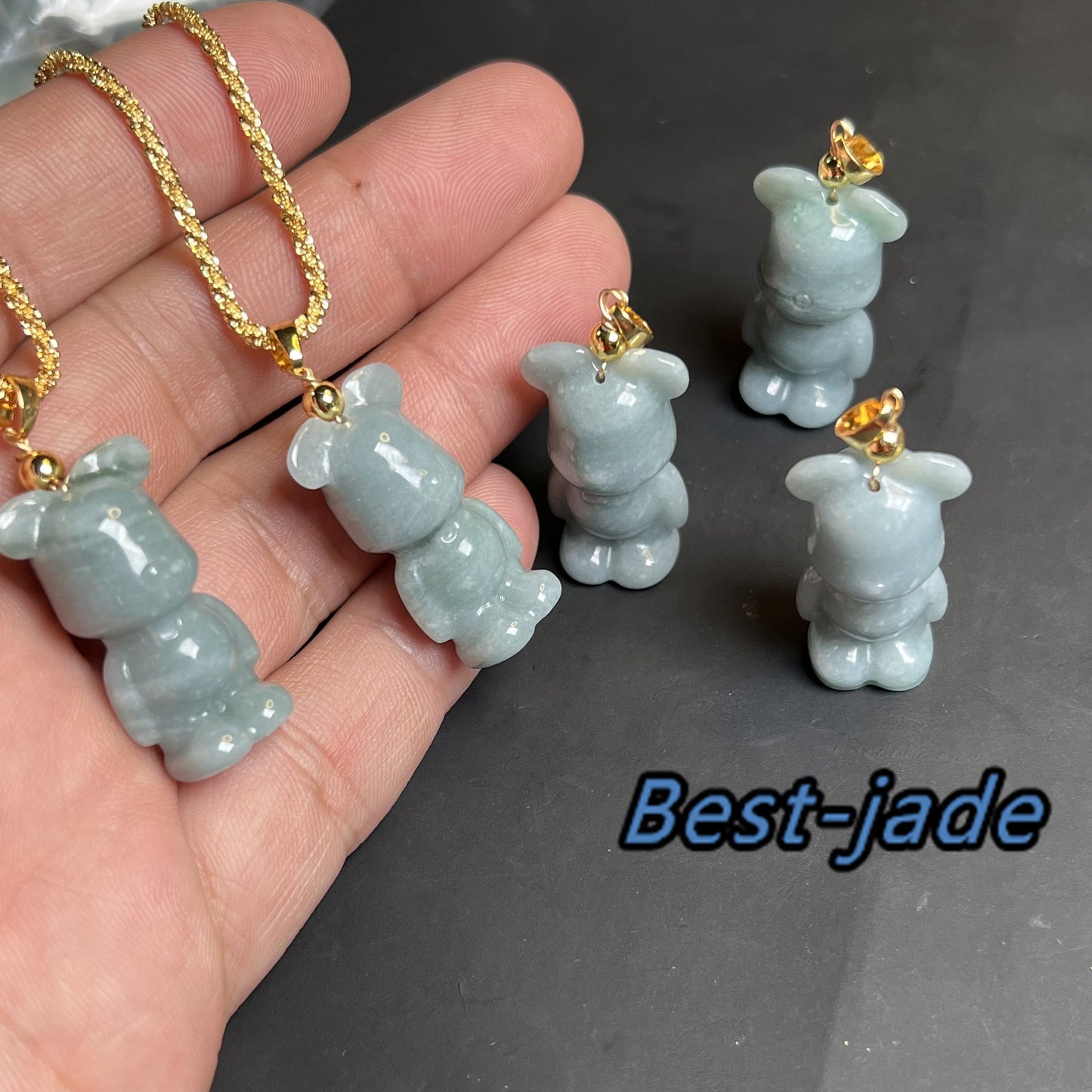 Niedlicher Bär Natur Blau Grade A Jade Jadeit 3D Cartoon Ohrringe Perle handgeschnitzt 14K vergoldet Öse Anhänger Halskette Jade Geschenk