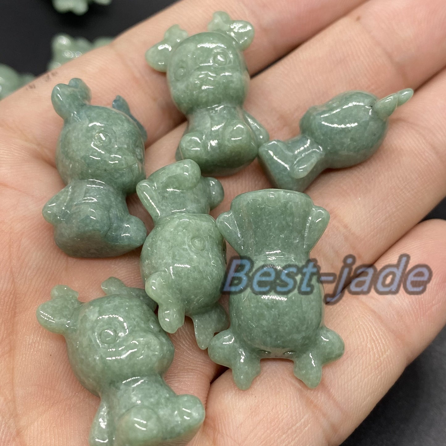 Niedlicher Hirsch-Anhänger, natürlicher grüner Jade der Güteklasse A, Burma-Jadeit, 3D-Cartoon-Ohrringe, Perle, handgeschnitzt, Myanmar-Jade-Anhänger, Weihnachtsgeschenk