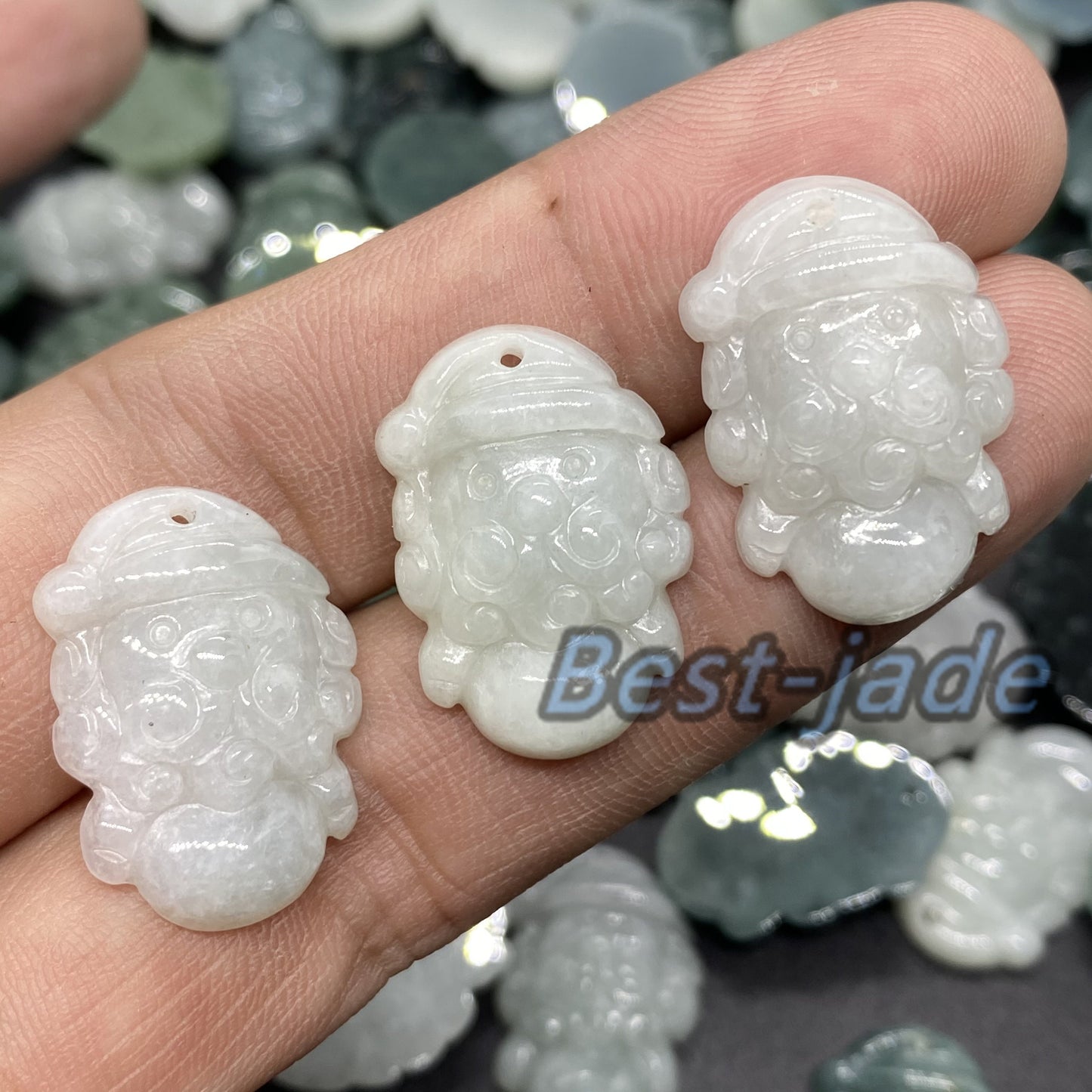 3 Farben Süßer Weihnachtsmann Anhänger Natur Grün Grade A Jade Burma Jadeit Cartoon Perlenohrringe blaue Jade Weihnachtsgeschenk Jade Geschenk