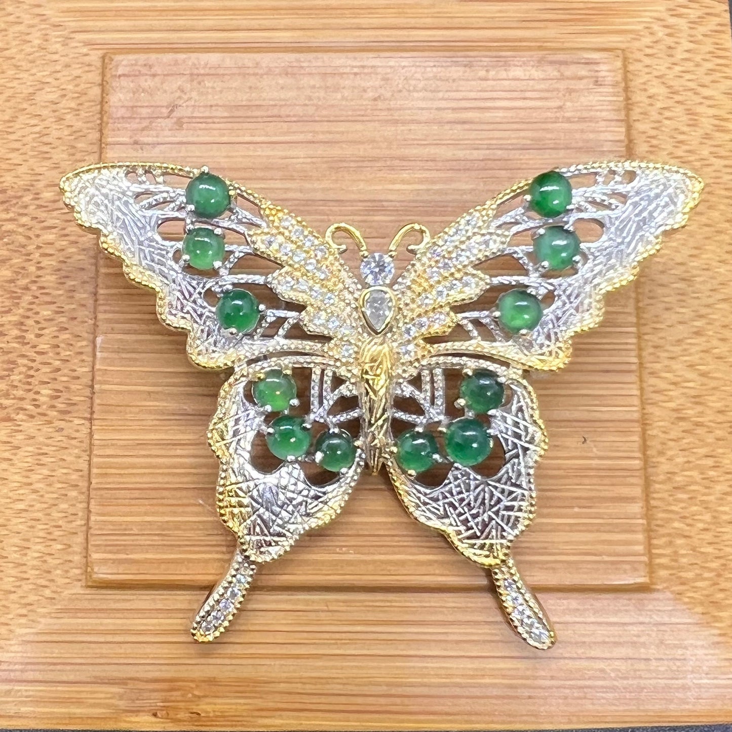 Natural jadeite Butterfly brooch Transparent jade with gold plated bail Burma Jade Grade A jade loose beads breastpin Jewelry gift for her