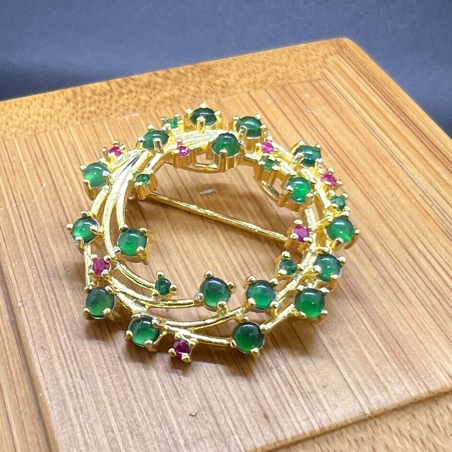 Natural jadeite brooch Transparent jade with gold plated bail Burma Jade Grade A jade loose beads breastpin Jewelry gift for her