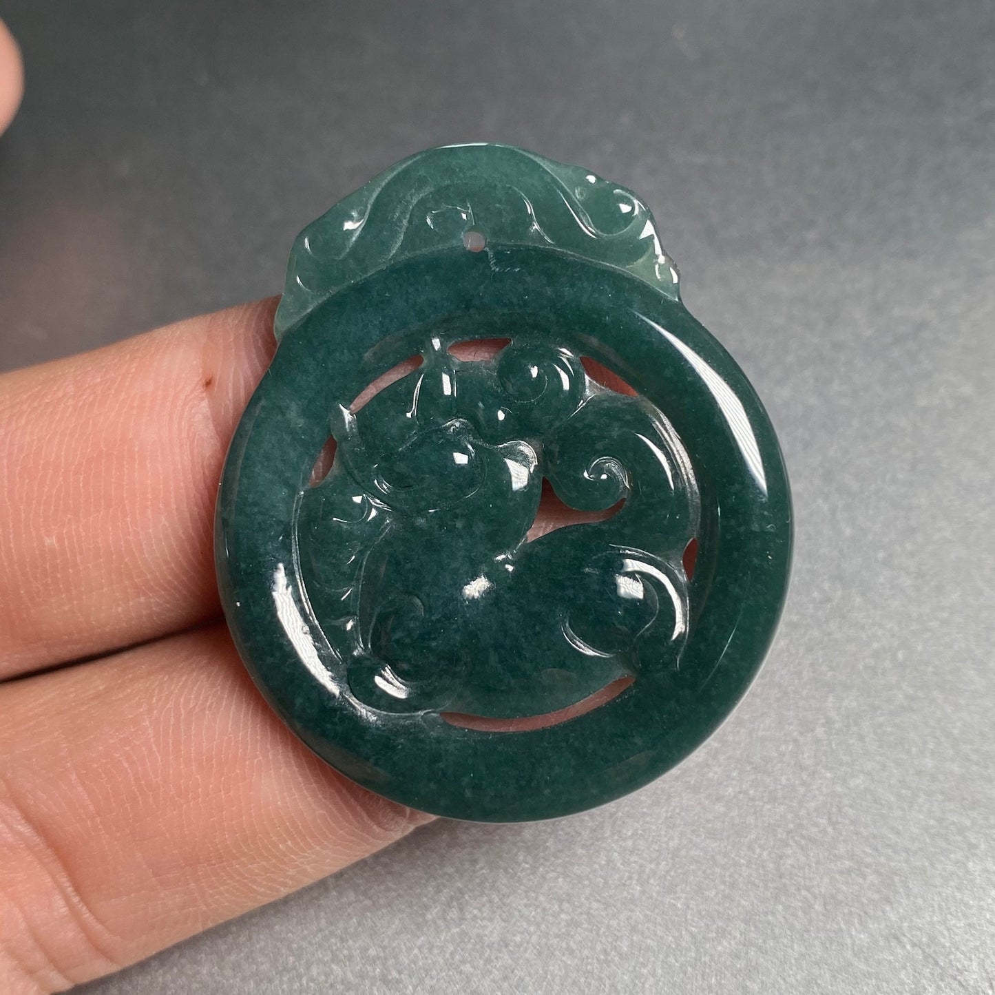 Vintage Dragon Natural transparent Guatemala Jadeite pendant Grade A Jade Blue gemstone men dragon Guatemalan jadeite pendant