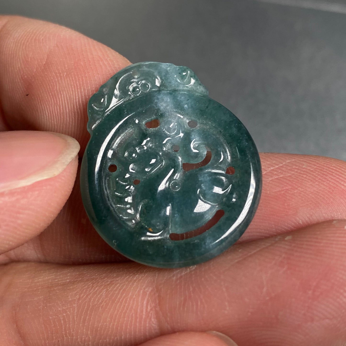 Vintage Dragon Natural transparent Guatemala Jadeite pendant Grade A Jade Blue gemstone men dragon Guatemalan jadeite pendant