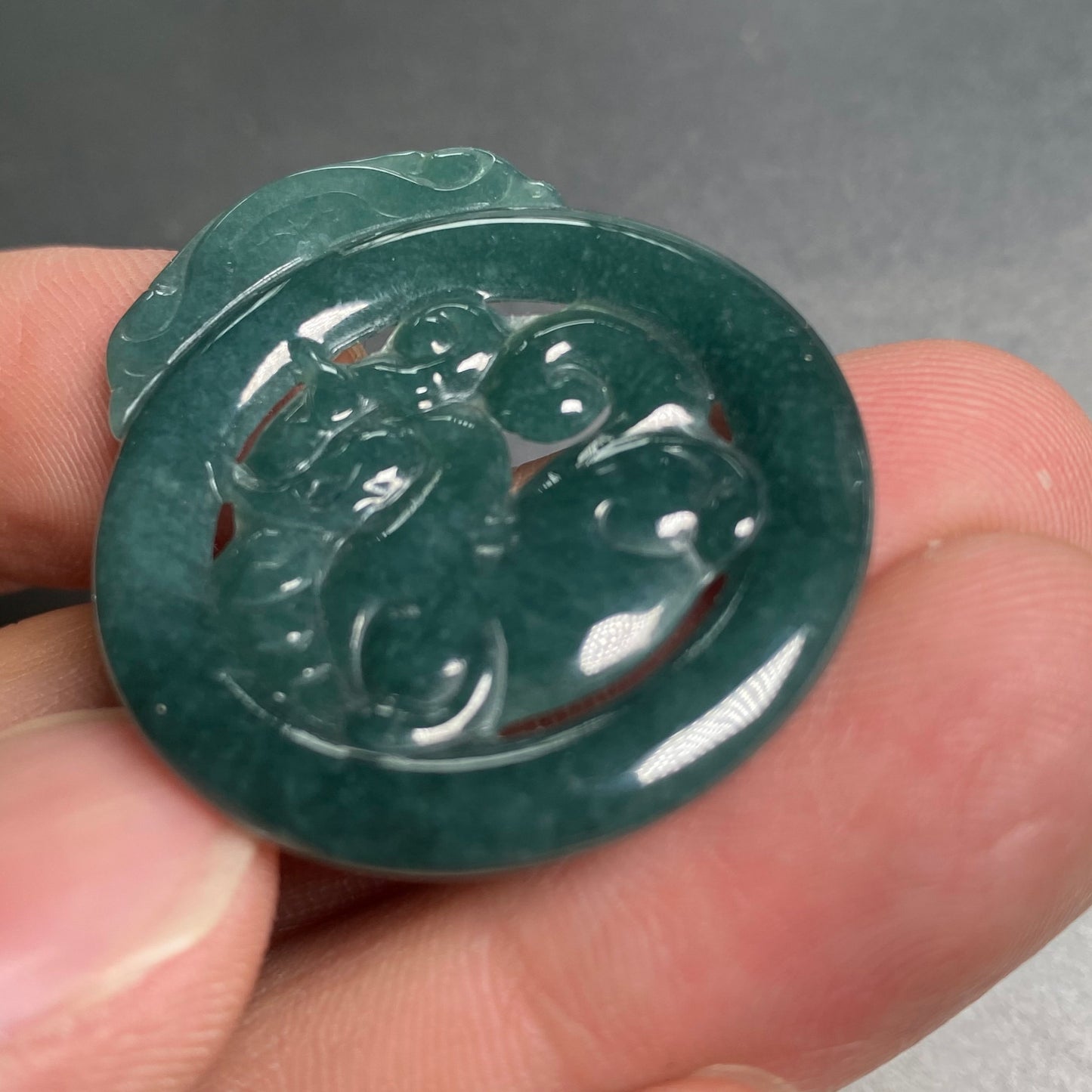 Vintage Dragon Natural transparent Guatemala Jadeite pendant Grade A Jade Blue gemstone men dragon Guatemalan jadeite pendant