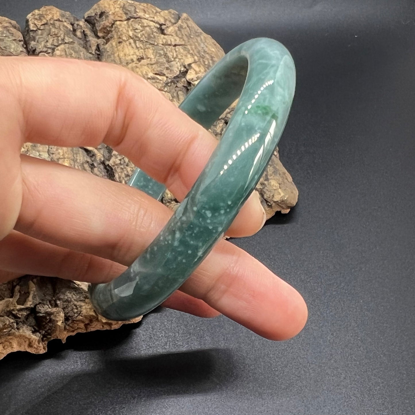 Huge 67.2mm Grade A Jade Natural Blue green Big Round bangle Burma jadeite Lady Bracelet Type A stone small hand female bangle  翡翠飘花手镯