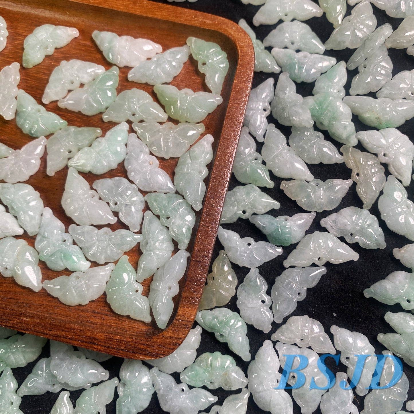 10pcs  Butterfly Grade A Jade Natural ICE Jadeite Burma jade Hand Carved Lady baby necklace