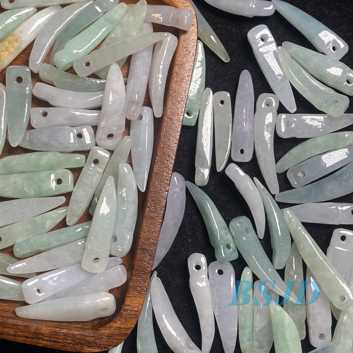 100PCS 5*16mm Grade A jade Chili pepper shape A stone ICY Jade Burma green Jadeite Beads Baby pendant necklace Perle Myanmar Jadeit 翡翠A货