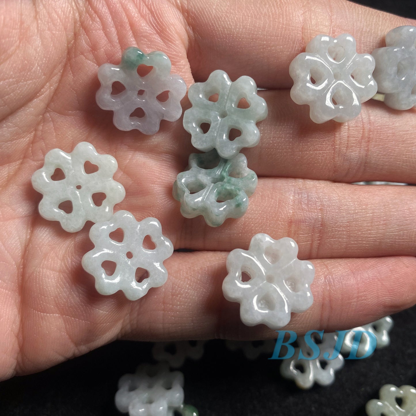 30Pcs 15mm Flower Shape Grade A Jade Burma jadeite Beads Perle Myanmar Jadeite DIY jade earrings , jade necklace , jade jewelry