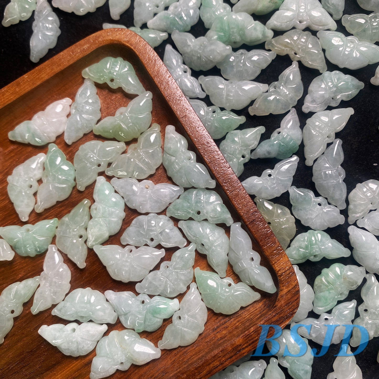 10pcs  Butterfly Grade A Jade Natural ICE Jadeite Burma jade Hand Carved Lady baby necklace