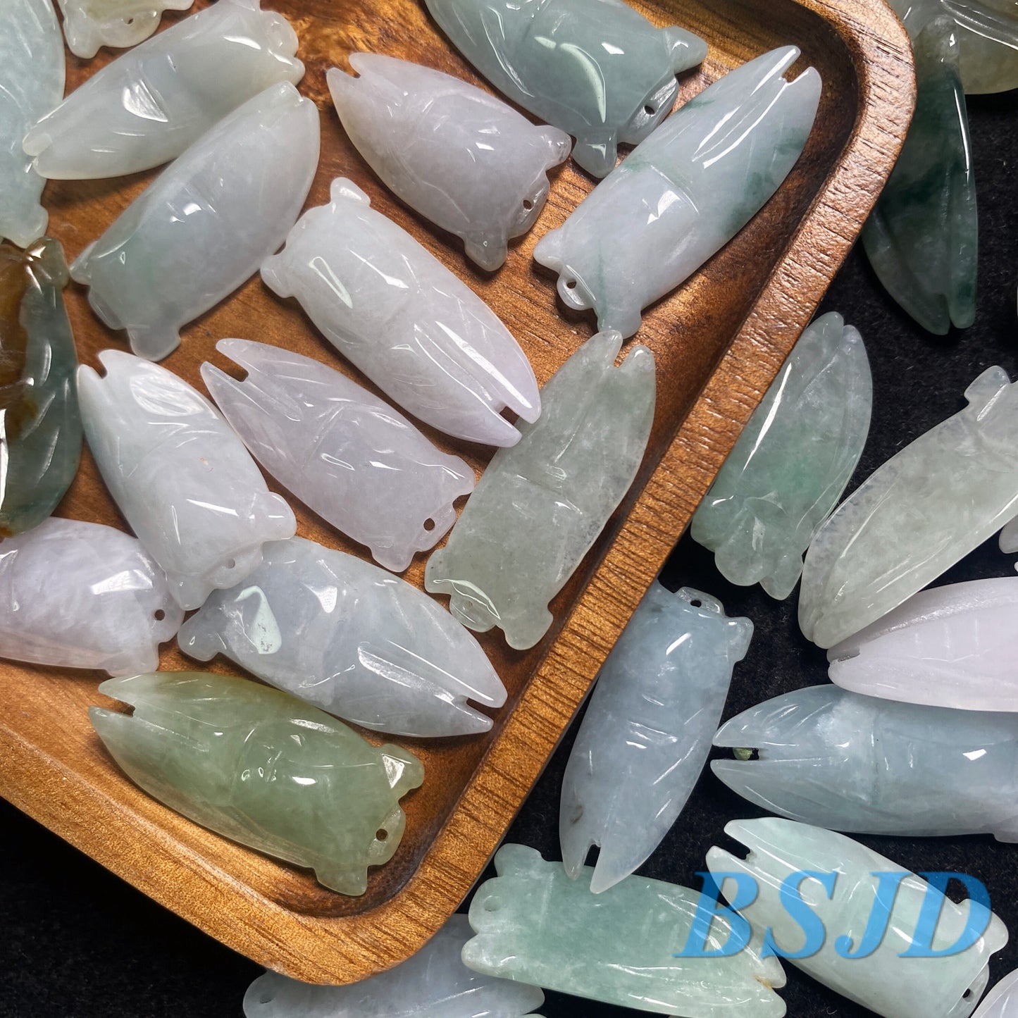 10PCS (Wholesale) cicada  pendant Natural Grade A  Green Jade ICE Jadeite Burma Flat Roundness Bead Chinese Carved ,Myanmar Anhänger