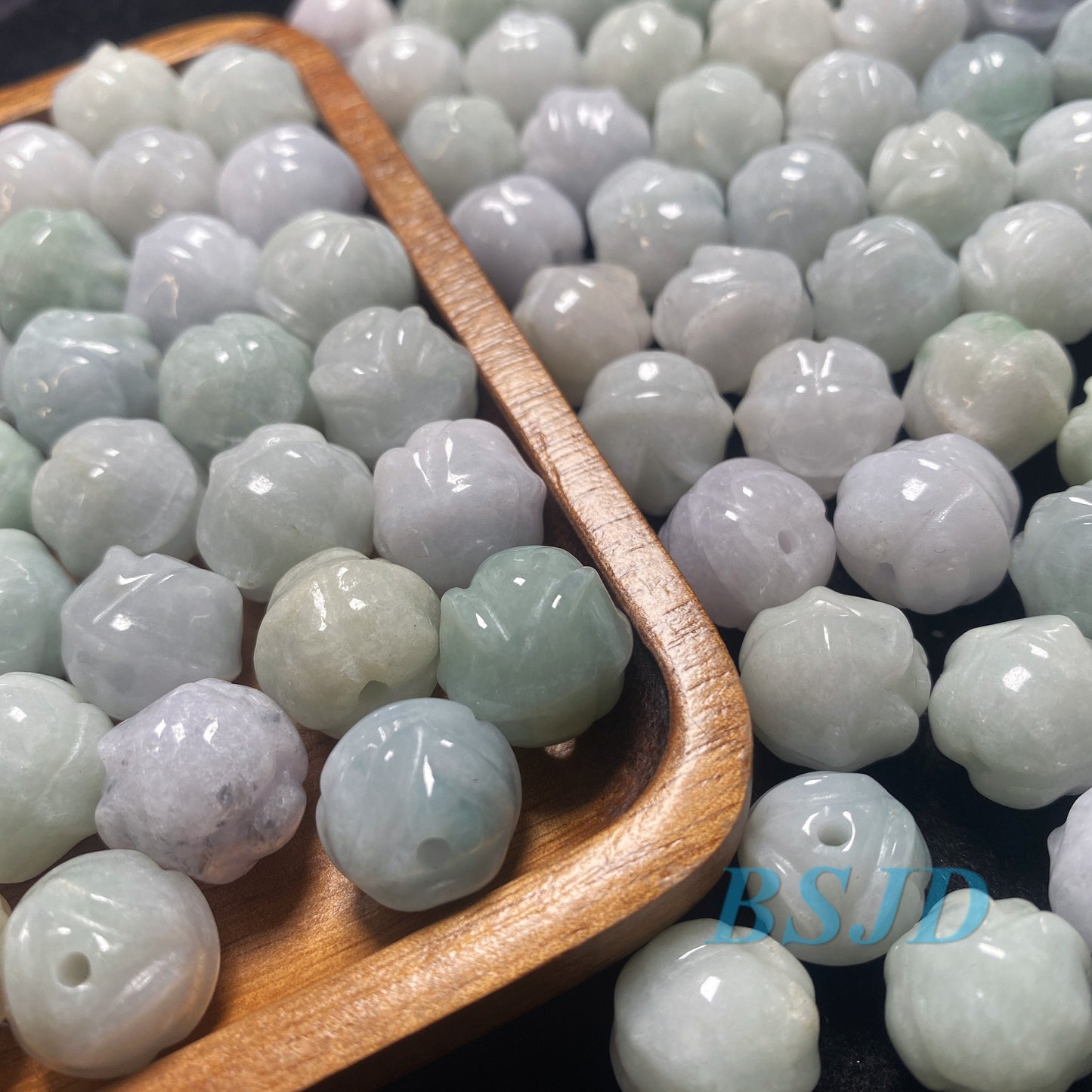 100Pcs Grade A jade 10mm Rose shape type A stone Burma Jade green Jadeite burmese Beads Perle hand Carved ,Myanmar Jadeit DIY earrings 翡翠A货