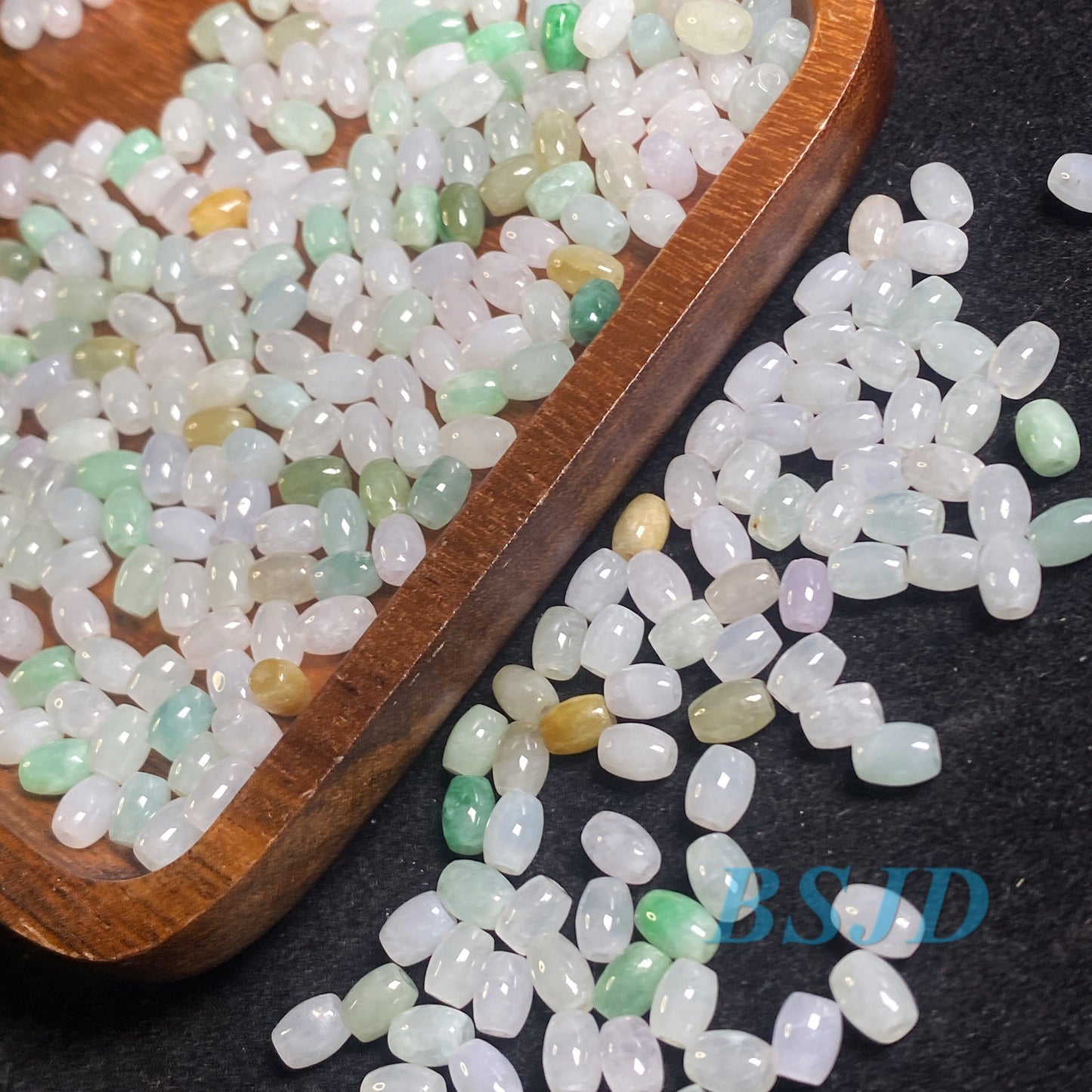 10PCS lot 4*6mm Lucky oval bead Natural Grade A Green Jade ICE Jadeite Flat Roundness Beads necklace Chinese Carved  Jadeit feicui baby gift