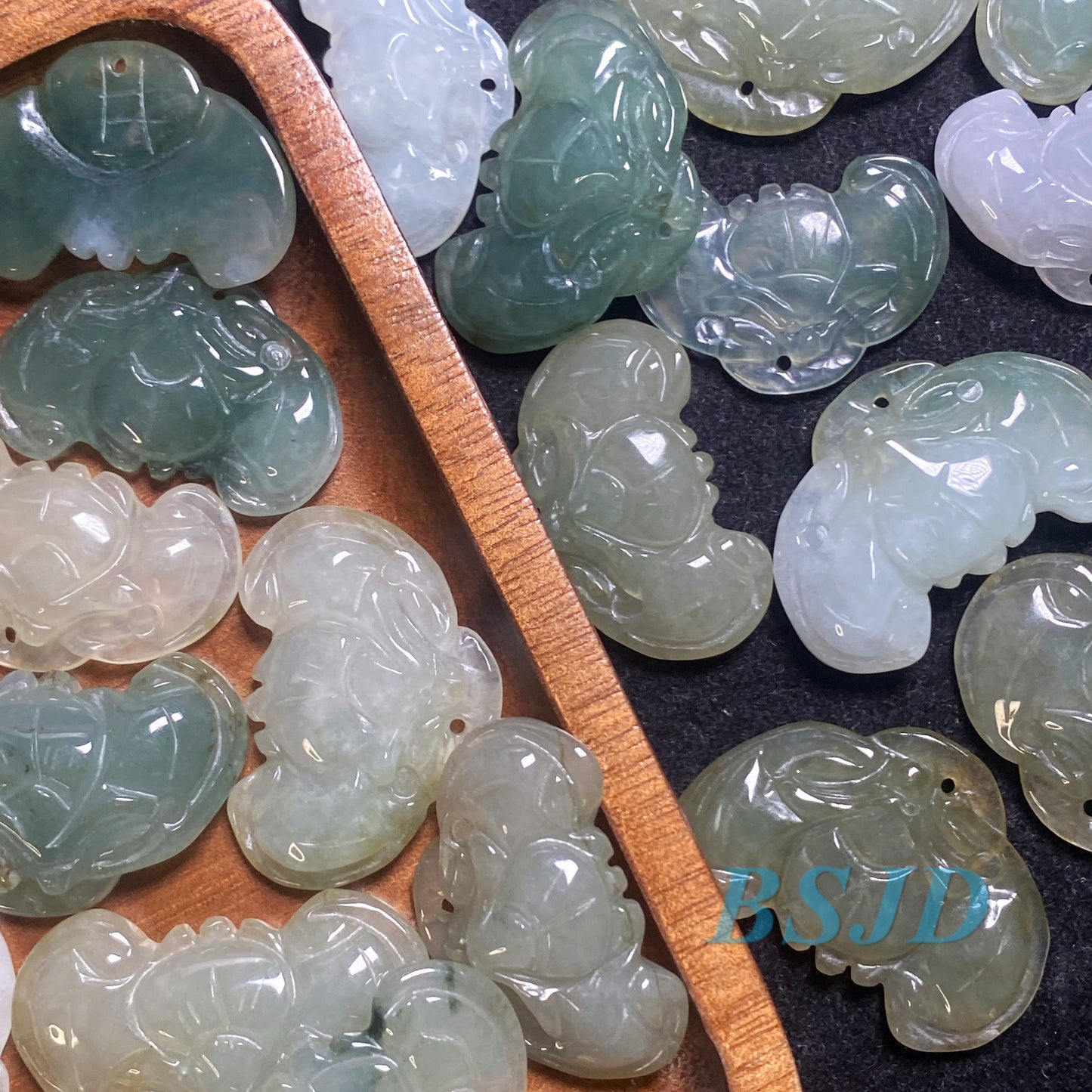 30Pcs BAT Pendant Natural Ice Grade A Jade Burma Jadeite Beads DIY earrings  Anhänger Myanmar Jadeite gift