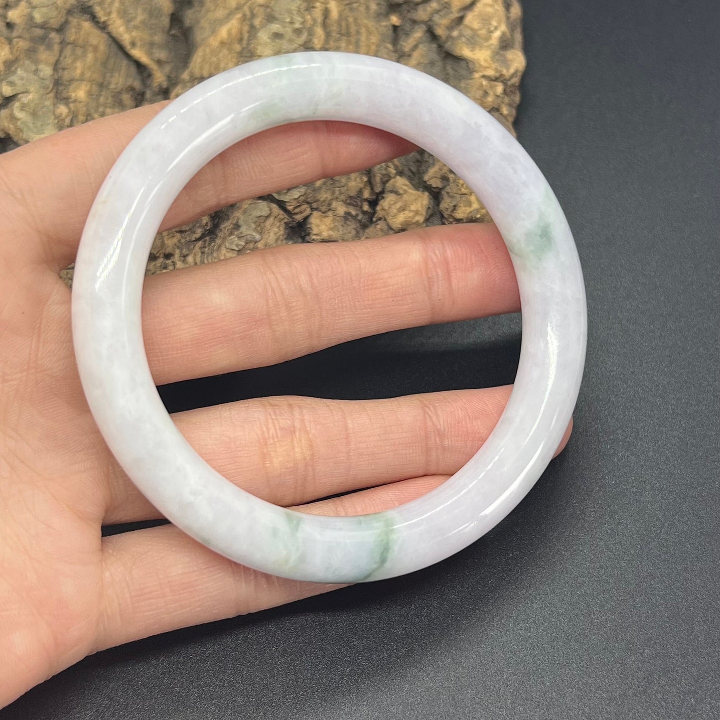 56mm Natural green Grade A Jade Round bangle Myanmar jadeite Lady Bracelet Ice green Type A stone small hand female bangle  翡翠飘花手镯