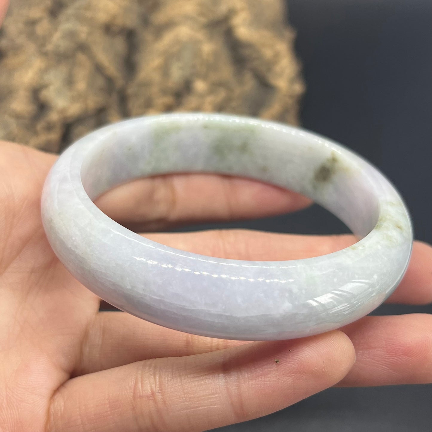 58,6 mm natürlicher grüner Jade-Rundarmreif der Güteklasse A, Damenarmband aus Myanmar-Jadeit, eisgrüner Stein Typ A, kleiner Hand-Frauenarmreif 翡翠飘花手镯