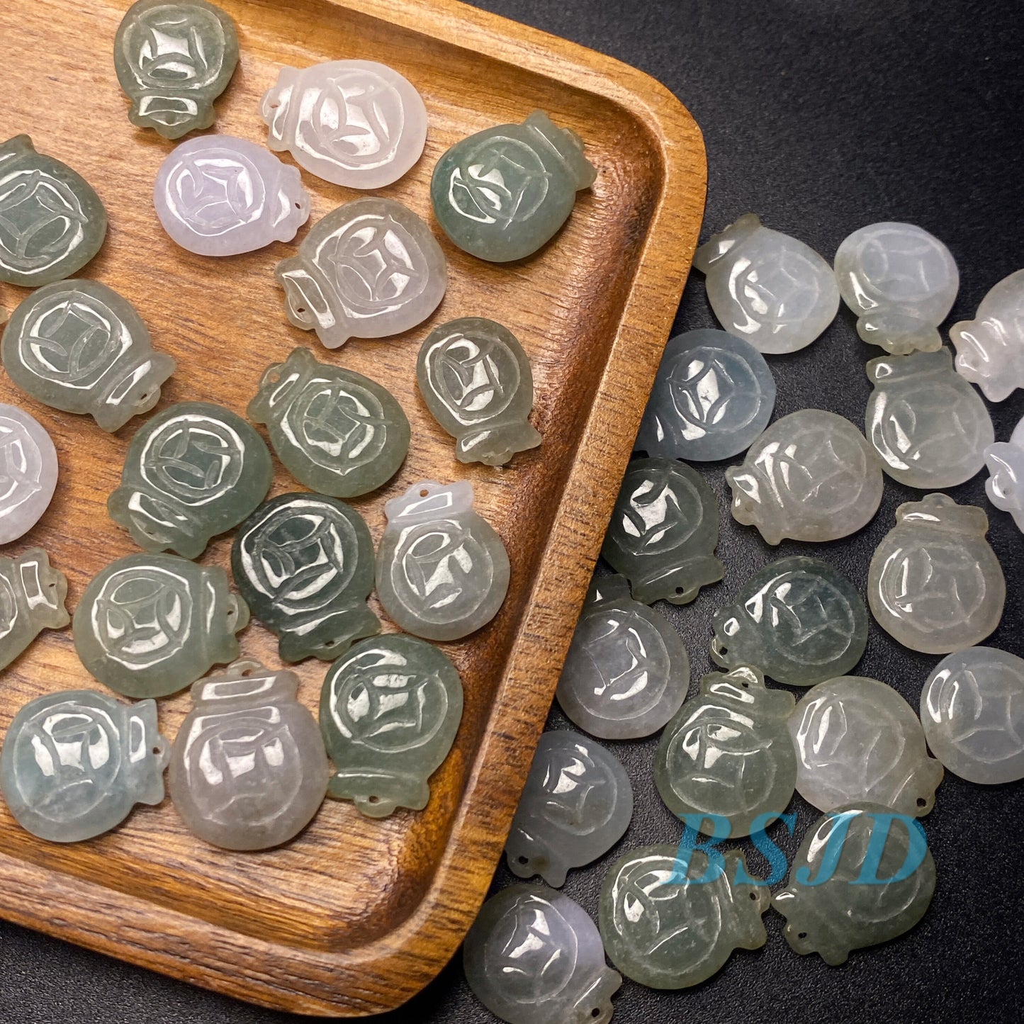 10PCS Grade A Jade Lucky moneybag Chinese coin pocket pendant Natural Gray Jade ICE Burma Jadeite wallet Beads earrings drop gift Anhänger