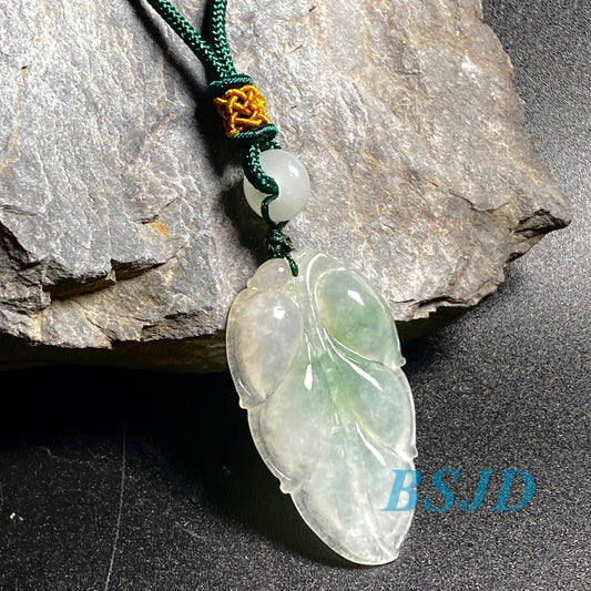 Leaf Ice Glass JADE Hand craved Natural（Grade A）Green Jadeite Lady pendant necklace BEADS Anhänger  Gemstone jadeit  Hanging A stone