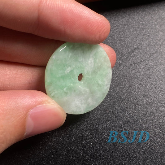 Donut Natural Green Grade A Jade Ice Jadeite LHand craved ady pendant necklace BEADS Anhänger Gemstone Kid baby Жадеит jadéite Flat 翡翠 平安扣