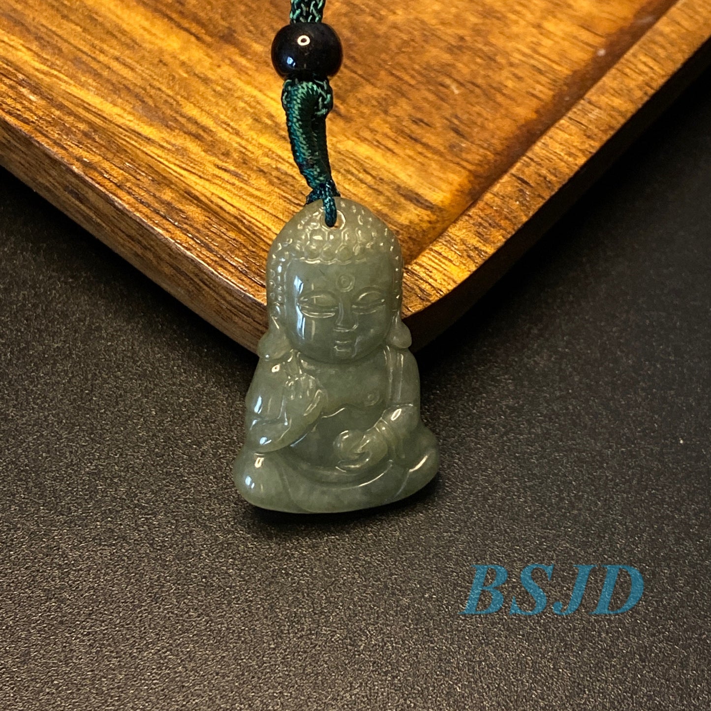 Natural Gray Grade A jadeite Buddha Pendant Natural Green Jade ICE Burma Jadeite Beads Baby Buddha pendant