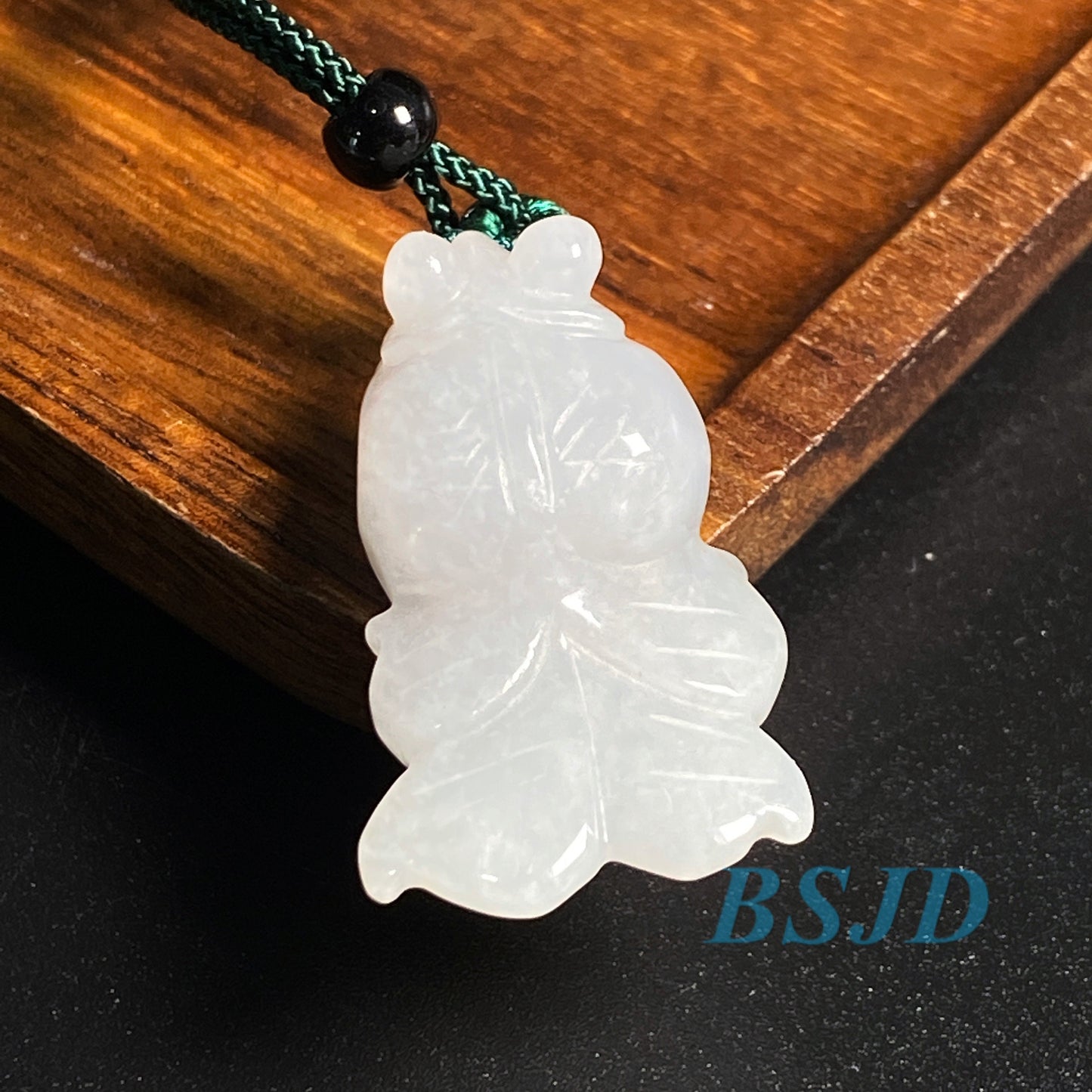 Goldfish Fish Pendant Natural Grade A Jade ICE Jadeite Burma jade Beads Perle Anhänger Chinese Carved ,Myanmar Jadeite