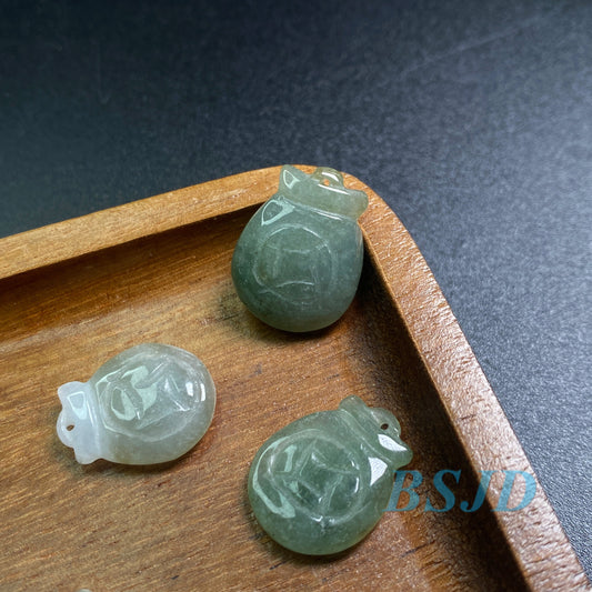 10PCS Grade A Jade Lucky moneybag Chinese coin pocket pendant Natural Gray Jade ICE Burma Jadeite wallet Beads earrings drop gift Anhänger