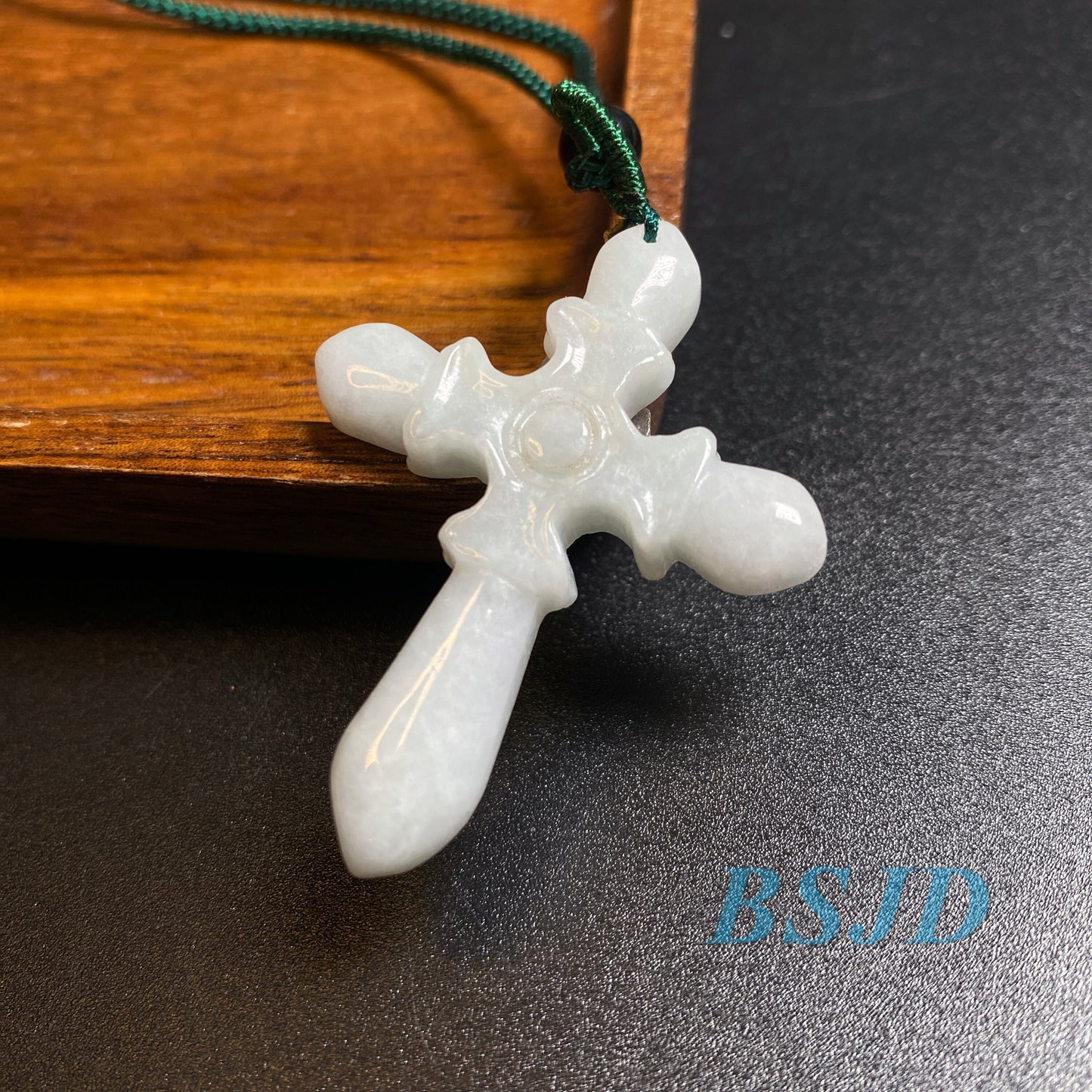 Wholesale crucifix Cross Pendant Natural Gray Grade A Jade ICE Jadeite Burma jade Beads