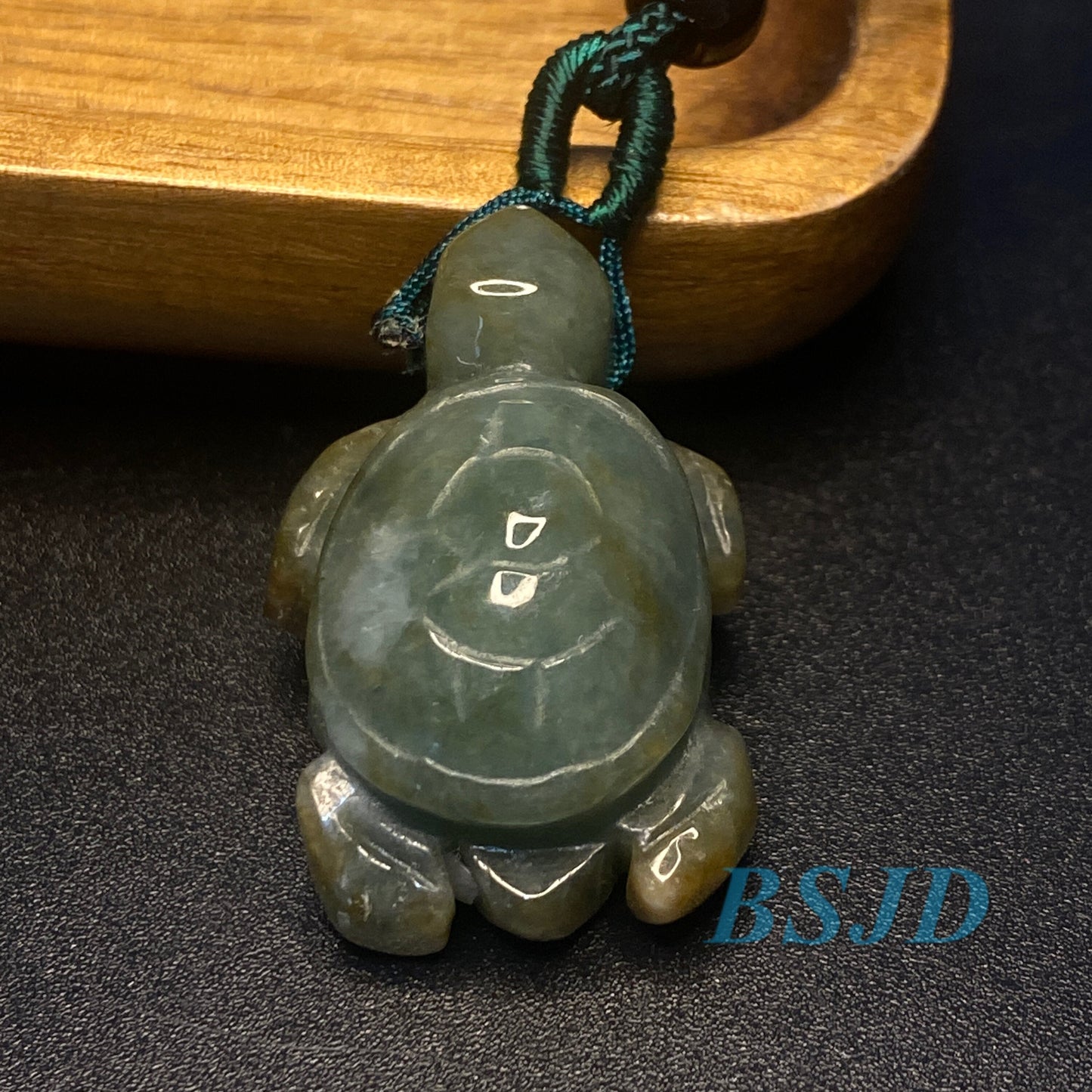 Wholesale Grade A Jade Burma jadeite Beads turtle pendant Type A jade Ice Myanmar Jadeite DIY necklace kid jade gift charms ornament