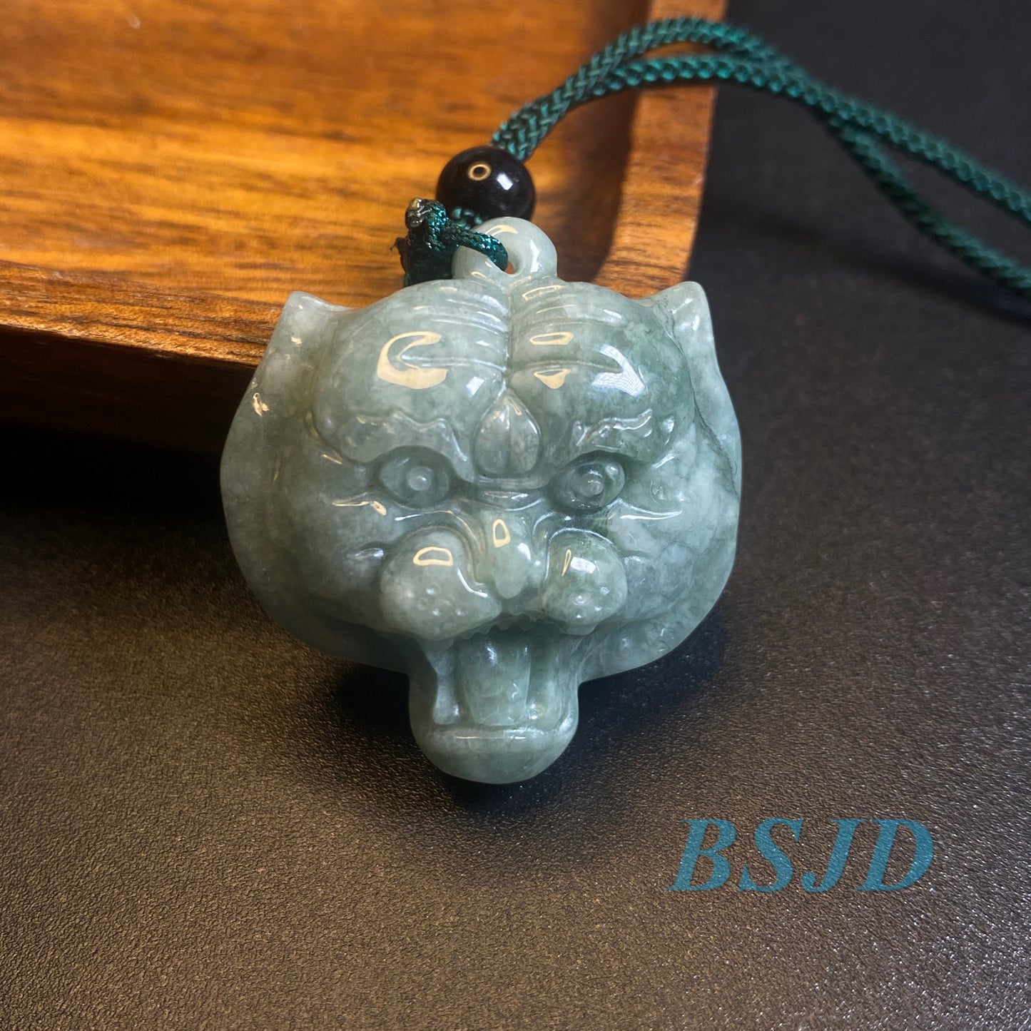 Mighty tiger head Grade A Jade Burma jadeite Beads tiger face pendant Type A jade Ice Myanmar Jadeite DIY necklace jade gift charms ornament