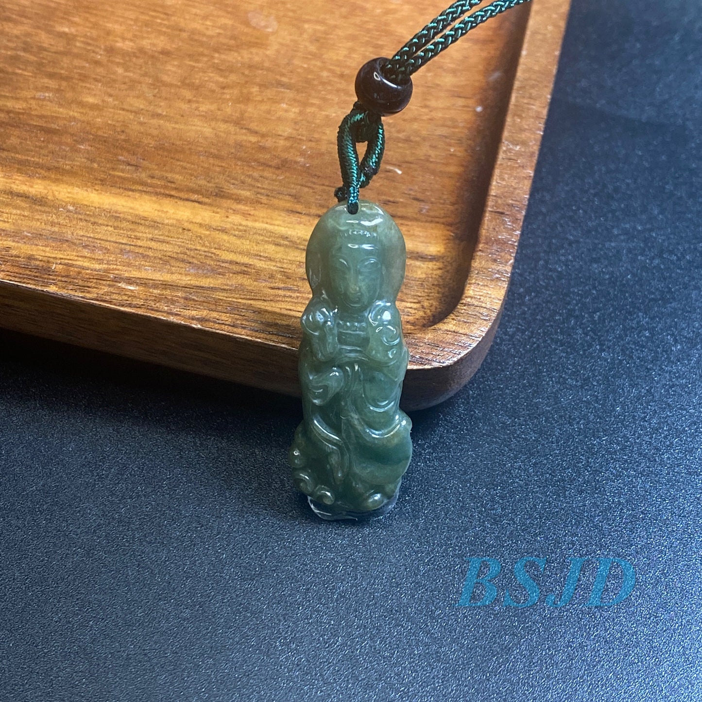 Natural Gray Grade A jadeite Guanyin Pendant Natural Green Jade ICE Burma Jadeite Beads Baby Buddha pendant