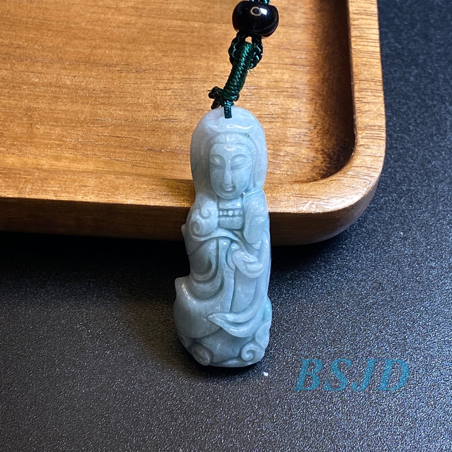 Großhandel KWAN YIN Guanyin Natur Grade A Jade ICE Jadeit Myanmar Jadeit Anhänger Halskette Buddha Statue Schnitzerei