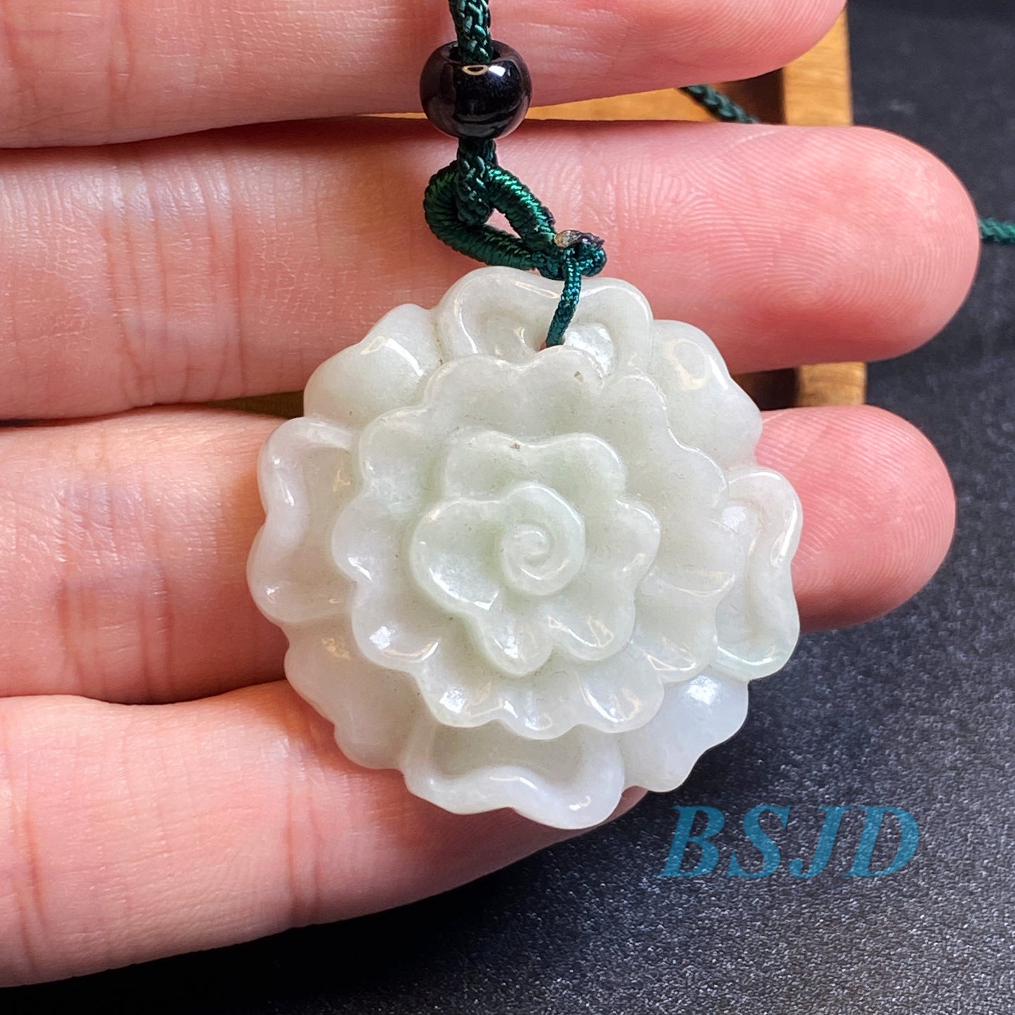 Wholesale flowers Grade A Jade White Green jadeite Beads Flower pendant Type A jade Ice Myanmar Jadeite DIY necklace earrings gift