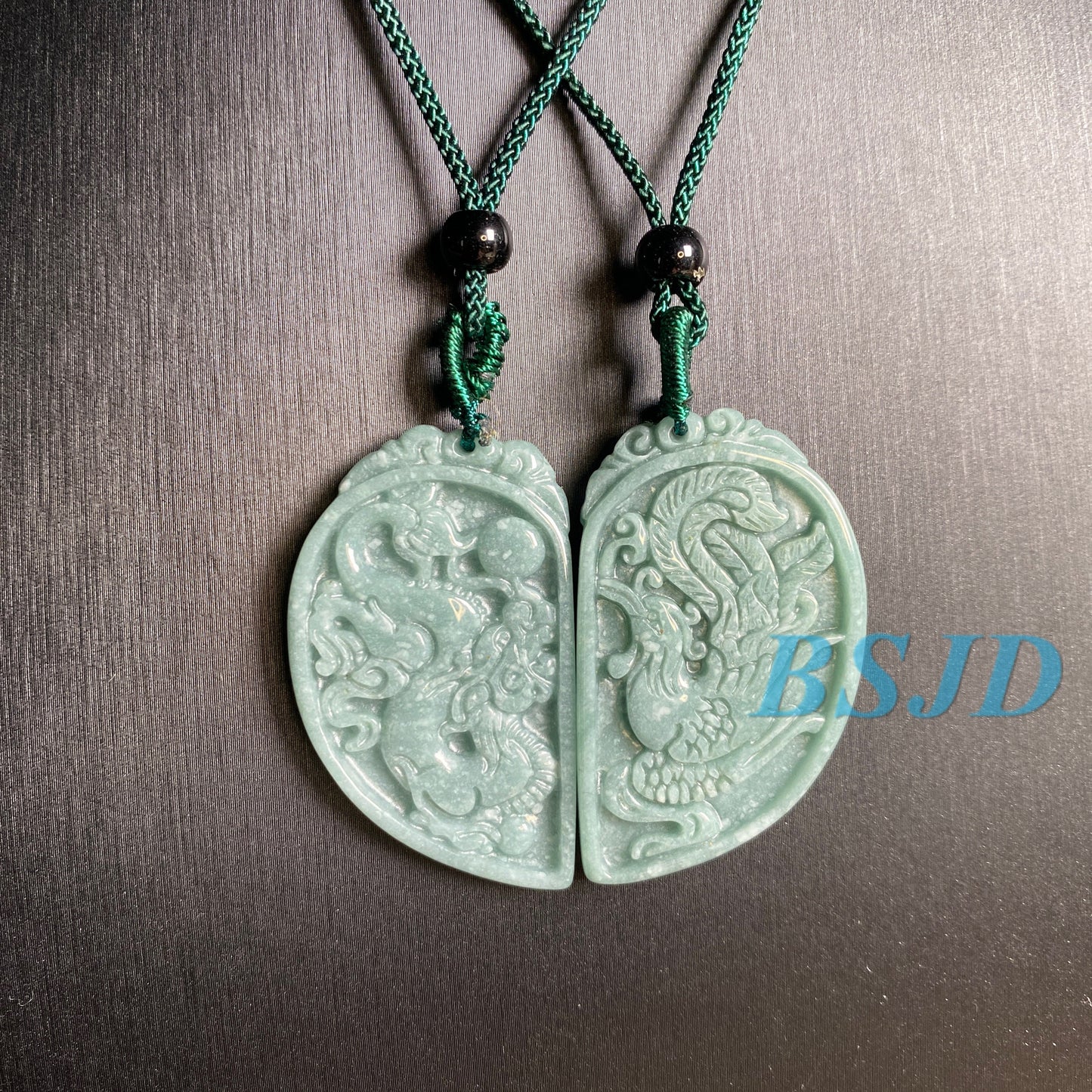 1pair Vintage Heart shape Grade A jade Broken heart Dragon and phoenix Blue Jade ICE Jadeite Valentine's Day Pendant Le retro Guatemala jade