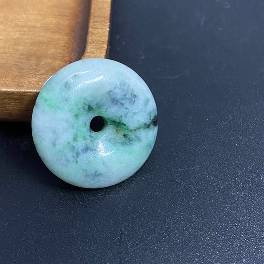 Donut Natural Green Grade A Jade Ice burma Jadeite Lady pendant necklace BEADS Anhänger Gemstone Kid baby Жадеит jadéite Flat 翡翠 平安扣