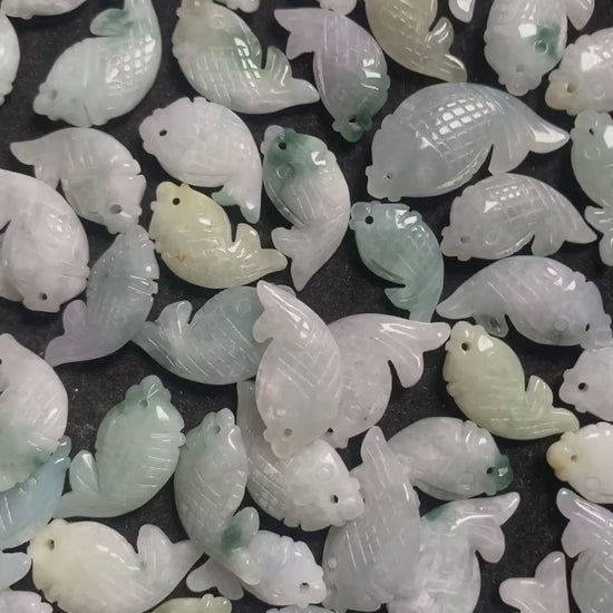 10PCS Wholesale Fish Pendant Natural Grade A Jade ICE Burma Jadeite Baby Beads Perle Anhänger Chinese Carved ,Myanmar Jadeite earrings drop