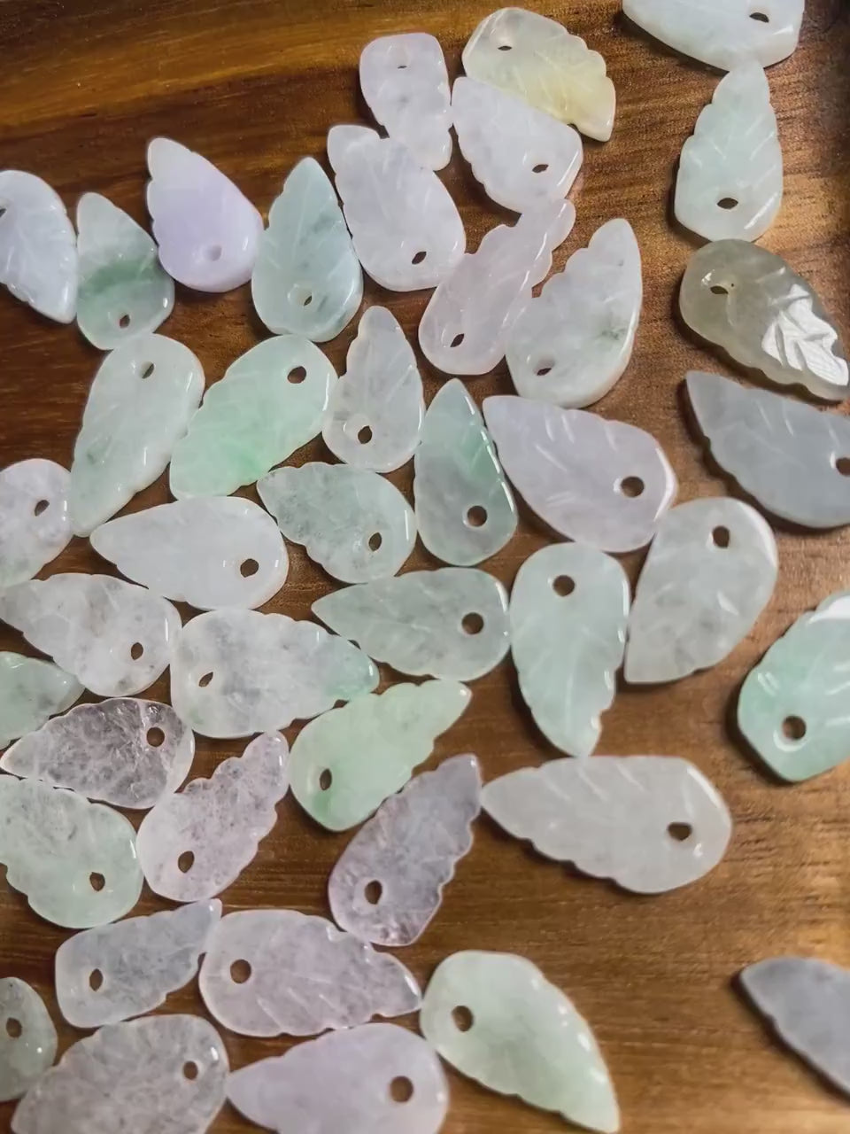 10PCS LOT Leaf Pendant green Ice Burma Jade Natural Grade A Jadeite Burma pendant Necklace