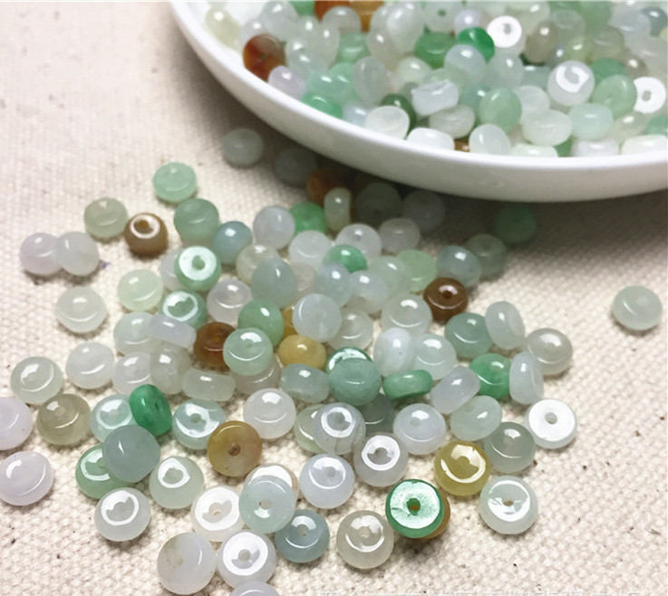 100Pcs Wholesale 4*6mm Donut Grade A Jade Burma Jadeite Flat Roundness Beads Green jadeware bead DIY jade spacer earrings Kügelchen n.