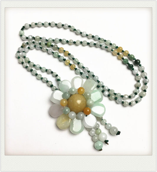 Certificated Flower Grade A Natural Jade et Hand carved Necklace Chain Jadeite Round bead gemstone Type A stone