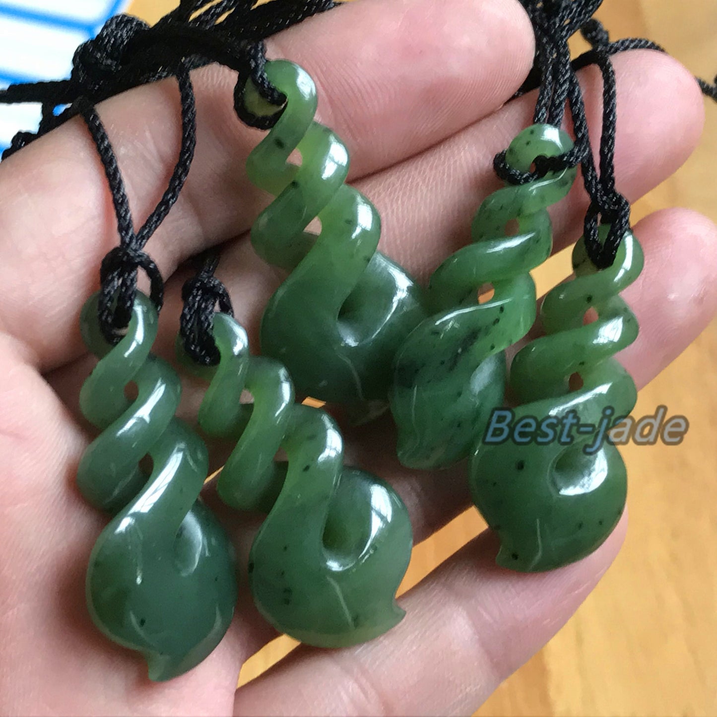 Twist Natural Green Nephrite Jade Pendant NEW ZEALAND Maori Style Greenstone Pounamu Earring Bc Canadian jasper Aquaman Hook Necklace