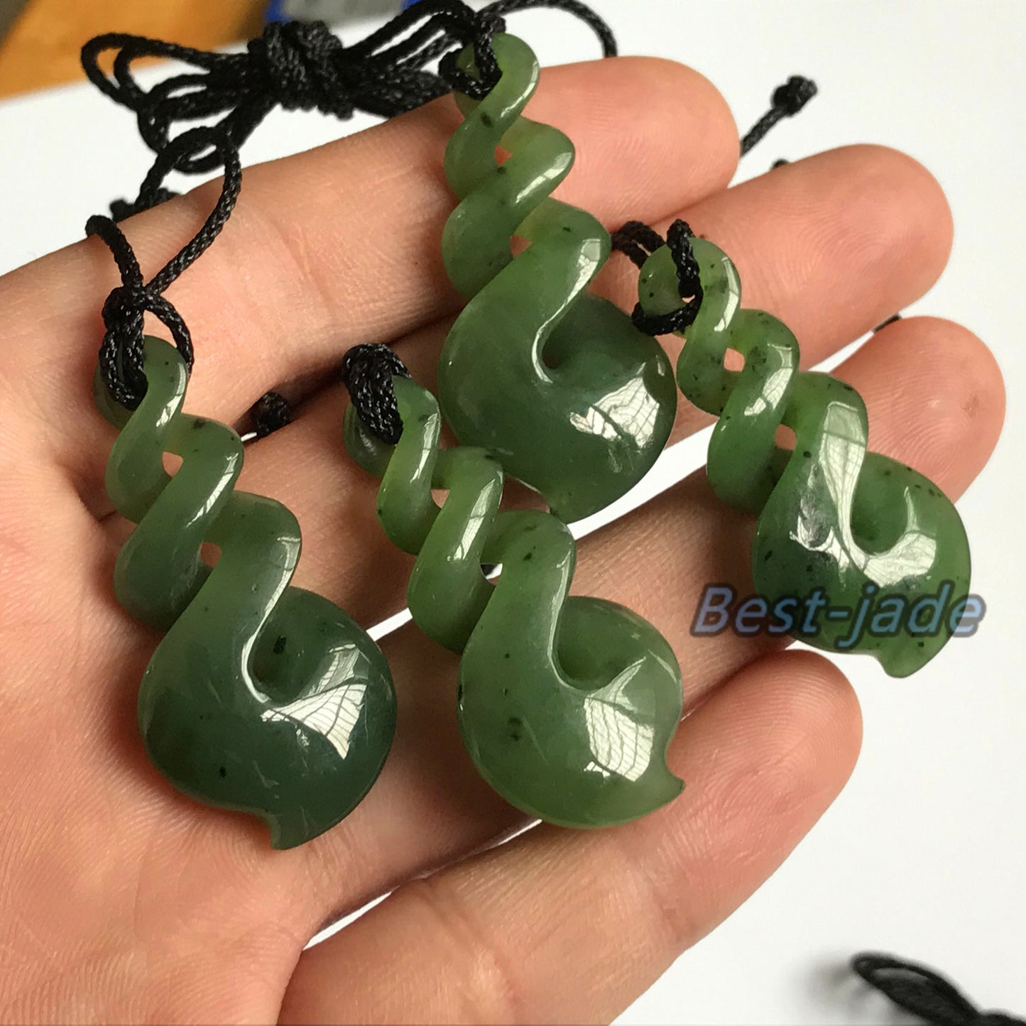 Twist Natural Green Nephrite Jade Pendant NEW ZEALAND Maori Style Greenstone Pounamu Earring Bc Canadian jasper Aquaman Hook Necklace