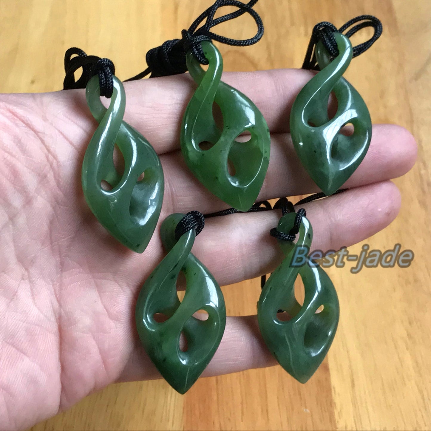 Twist Natural Green Nephrite Jade Pendant NEW ZEALAND Maori Style Greenstone Pounamu Earring Bc Canadian jasper Koru Aquaman Hook Necklace